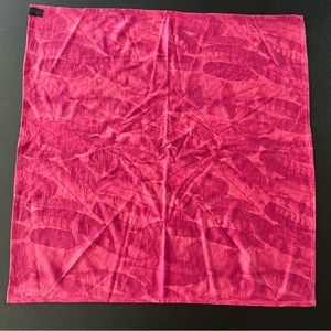 Ice Breaker Merino pink scarf  21”x21”